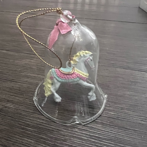 Vintage Carrousel Ornament Crystal Bell   Porcelain Bisque Horses in box - Picture 2 of 9
